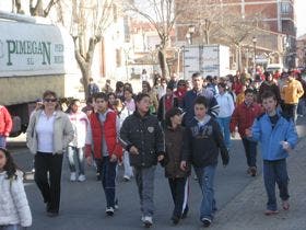 Alrededor de 1.000 andarines se sumaron a la tradicional marcha solidaria de Manos Unidas