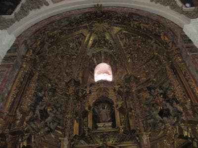 El retablo de la Capilla de las Angustias pierde otro de sus ángeles