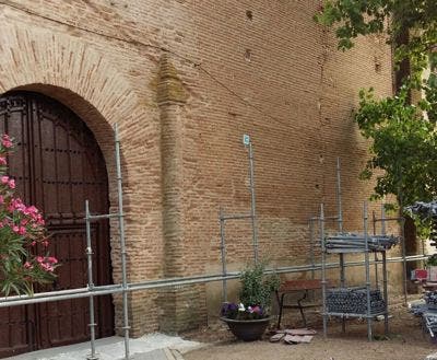 Las obras de rehabilitación de la iglesia de Rodilana ya han comenzado
