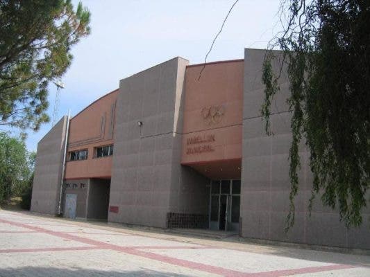 El Polideportivo Pablo Cáceres se propone como escenario para una vacunación masiva en Medina del Campo