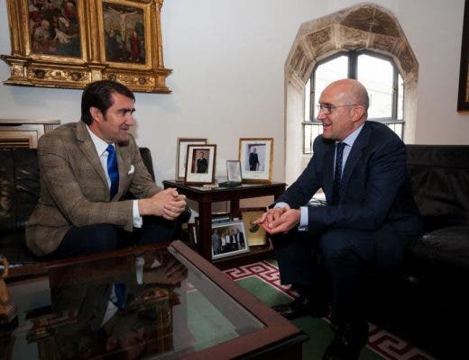 Diputación y Junta firmarán un convenio para la recuperación de escombreras