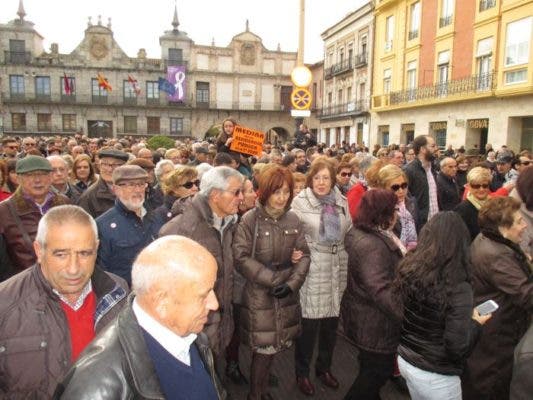 Medina del Campo: 3.000 personas se echan a la calle para exigir una Residencia Pública