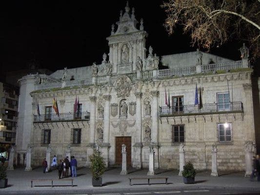 Castilla y León concede ayudas económicas a 166 universitarios para realizar un máster en las universidades públicas de Castilla y León en el curso 2016-2017