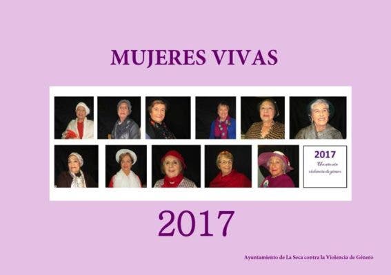 La Seca: Las mujeres editan un calendario con sus fotos para que 2017 sea un año sin Violencia de Género
