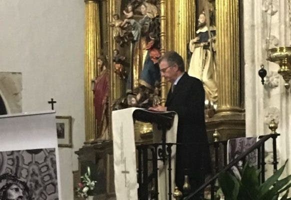 Nava del Rey: El diácono permanente Patricio Fernández Gaspar pregonó la Semana Santa