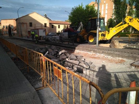 Iniciadas las obras correspondientes al Plan de Movilidad en la calle Juan de Álamos de Medina del Campo