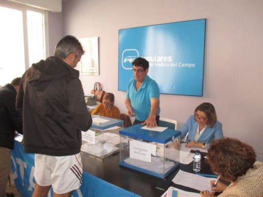 Los colegios electorales del PP abrieron con normalidad en toda la provincia de Valladolid