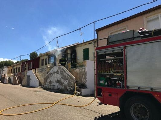 La Policía investiga si el incendio en una vivienda en el Camino de la Moraleja fue provocado