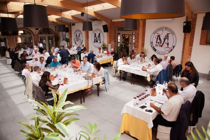 La Seca sitúa a 6 de sus vinos en la final de los Premios Manojo