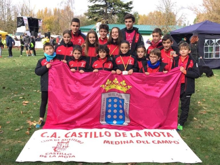 Cuatro platas para las categorias menores del C.A. Castillo de La Mota en Palencia