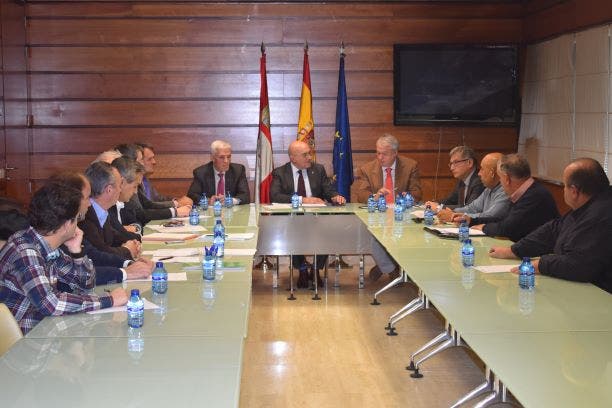 Castilla y León liderará en España el fomento de los seguros agrarios para mejorar las condiciones