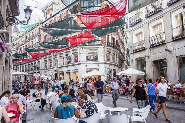 Castilla y León incrementa los aforos y amplía el horario de cierre en la hostelería