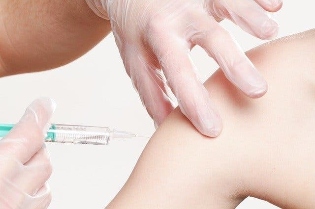 La Junta compra 235.500 dosis de seis tipos de vacunas para proteger a la población