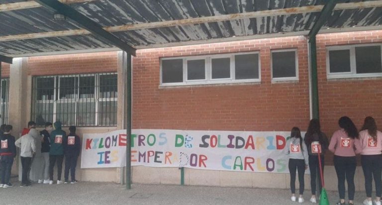 El I.E.S Emperador Carlos de Medina del Campo se suma a «Kilómetros de Solidaridad»