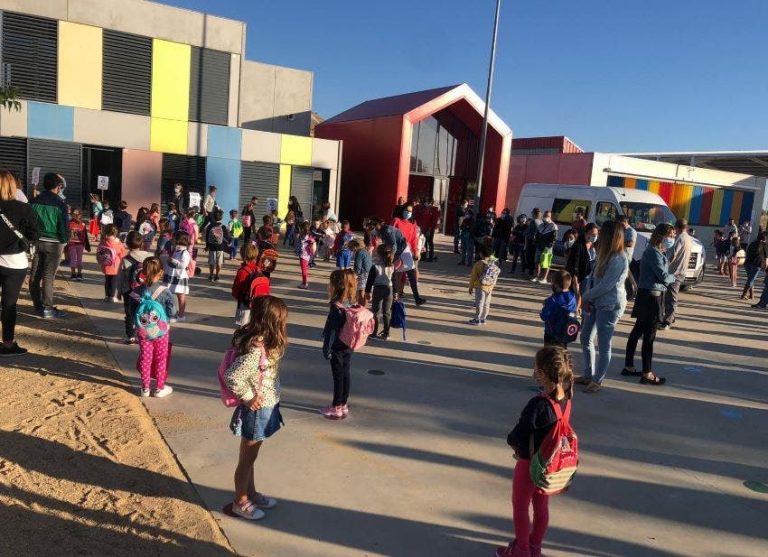 La Junta pone cuarentena 14 nuevas aulas en la Comunidad