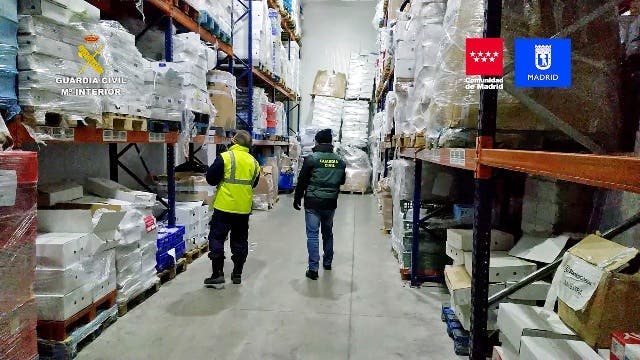 La Guardia Civil incauta más de 122.000 kilos de productos cárnicos con partidas caducadas