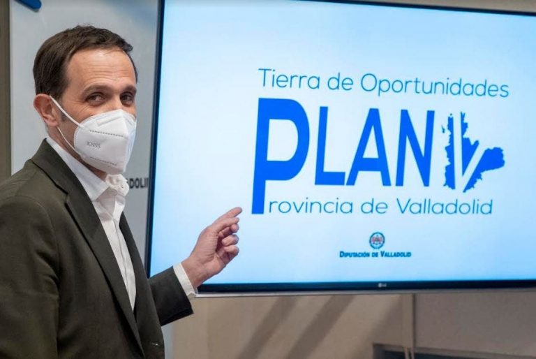 El Presidente de la Diputación de Valladolid presenta el nuevo Plan V destinado a los ayuntamientos de la provincia