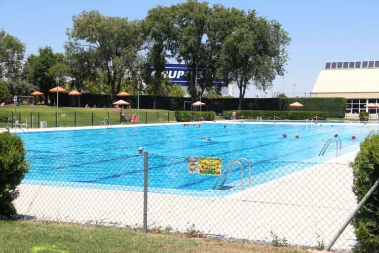 El PSOE de Medina solicita la apertura de la piscina desde el 1 de junio