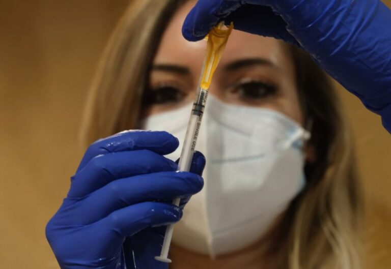 Castilla y León: Las dosis vacunales frente a la COVID-19 previstas para esta semana son 145.000 unidades