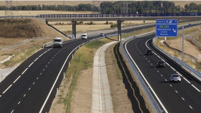El Gobierno autoriza la licitación de dos contratos para conservación y explotación en carreteras de Valladolid y