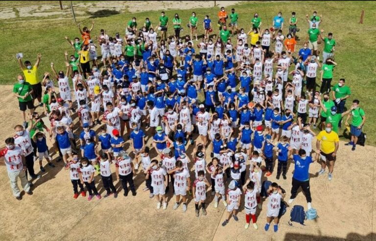 La Escuela de Deporte Inclusivo de Castilla y León celebró el final de temporada en Palencia