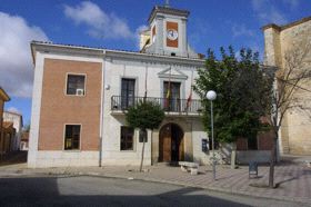 El Ayuntamiento de Valdestillas facilita trámites a sus vecinos con una jornada de renovación del DNI
