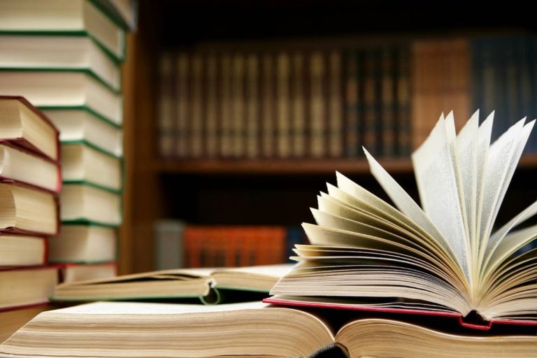 Medina del Campo celebra el Día de la Biblioteca con cuentacuentos, talleres y exposiciones para todas las edades