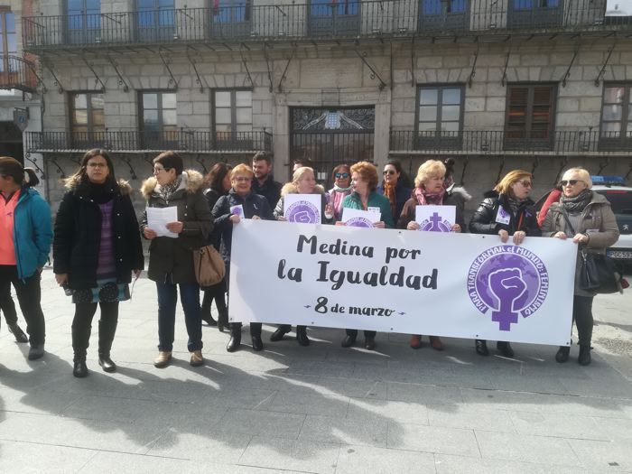 Medina del Campo se «planta» en la Plaza Mayor por la Igualdad