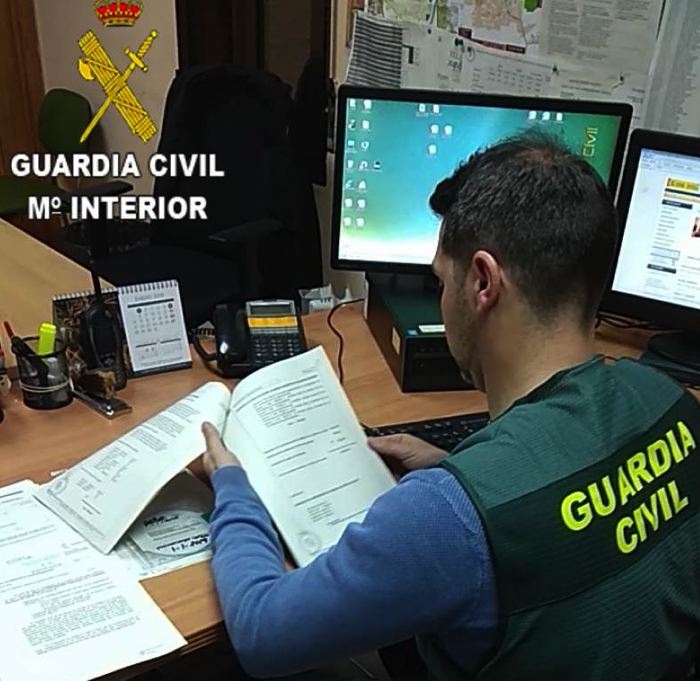 La Guardia Civil investiga a una persona por estafar a trav?s de Internet