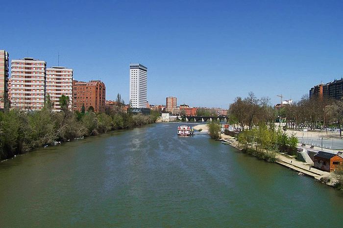 Alarma en el Pisuerga: movilizan un gran operativo por un “cuerpo” que resultó ser un maniquí