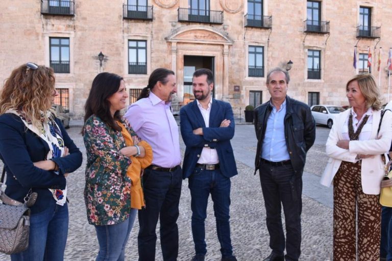 Tudanca: ?Mañueco niega ahora a los empleados públicos las 35 horas mientras crecen sus asesores?