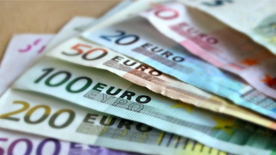 La Junta emite deuda pública por importe de 500 millones de euros