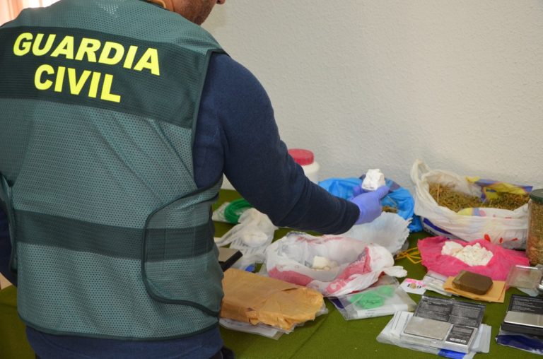 La Guardia Civil detiene un grupo criminal dedicado al tráfico de drogas