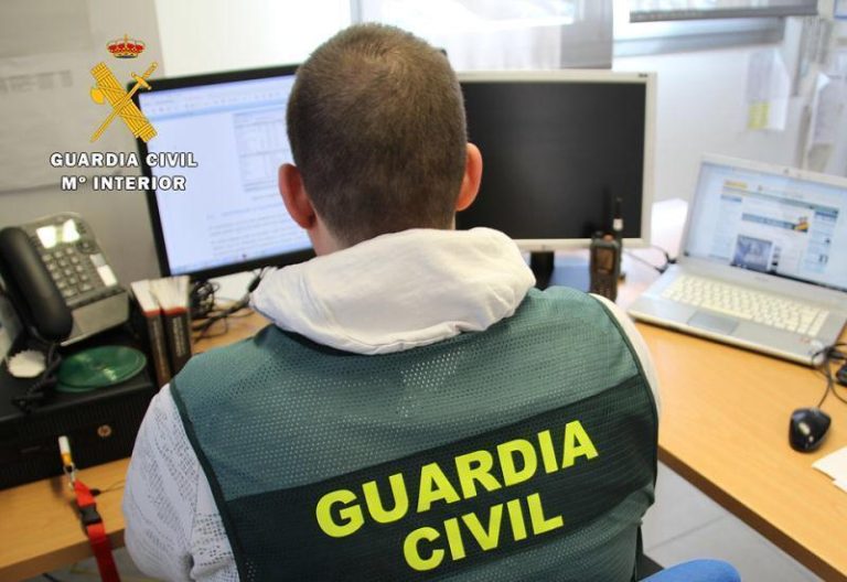 La Guardia Civil detiene a una persona de Laguna de Duero por un delito de estafa y hurto por uso fraudulento de una tarjeta de cr?dito