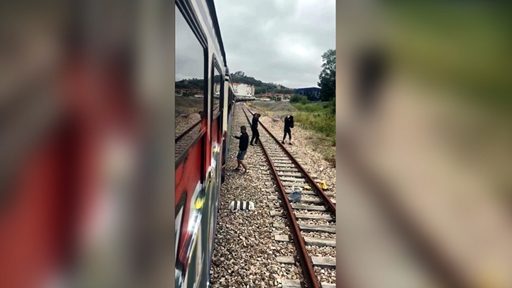 La Guardia Civil detiene a un grupo delictivo de grafiteros por supuestos daños en más de 2.000 trenes