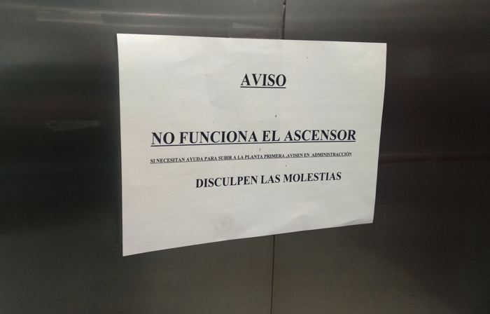 Medina del Campo: El ascensor del Centro de Salud, averiado durante semanas