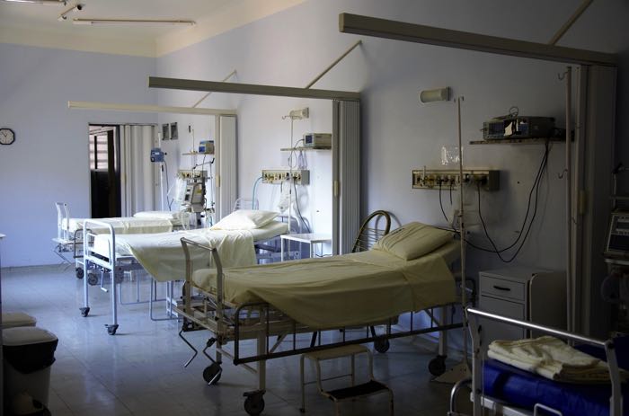 Un brote con seis positivos obliga a aislar una zona del Hospital R?o Hortega