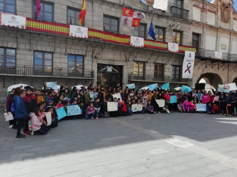 Medina del Campo: Ecovidrio y la Junta de Castilla y León presentan la campa?a ?Juntas Sumamos? con motivo del D?a Internacional de la Mujer