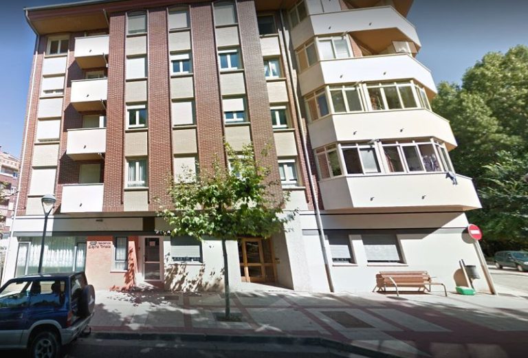 La Junta de Castilla y León interviene el centro privado ?Reina Amalia II? en Briviesca (Burgos) para garantizar la atenci?n a los residentes y reubica a varios de sus mayores