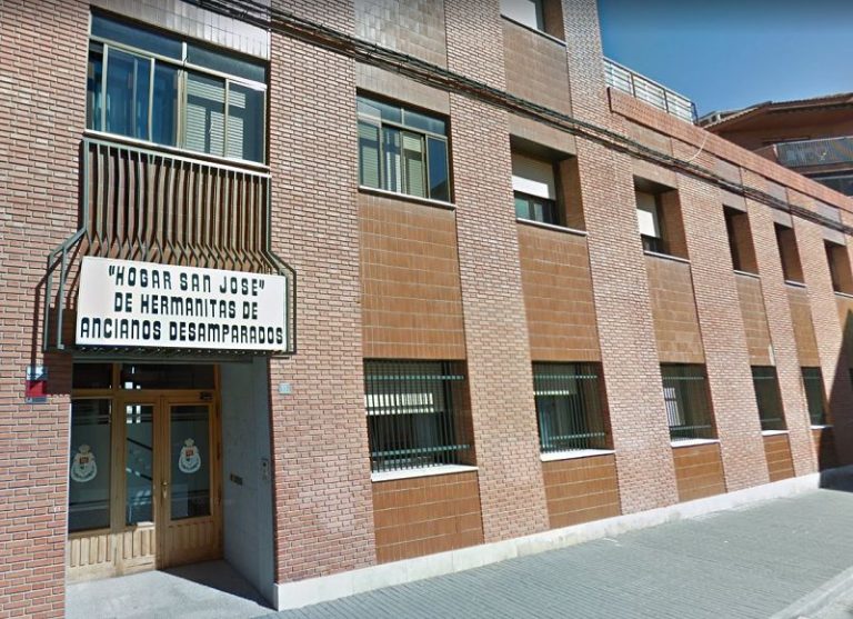 El Hogar San José abre sus puertas a la Virgen de la Esperanza