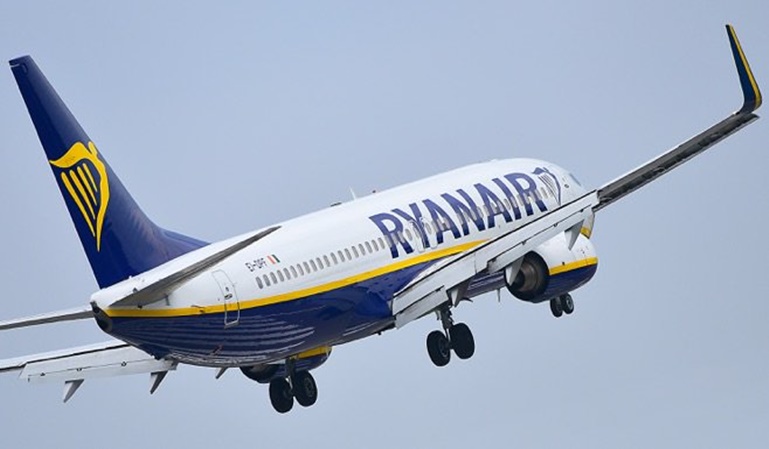 Ryanair acusa a eDreams de publicidad engañosa y la Asociación de Consumidores solicita una investigación sobre el tema