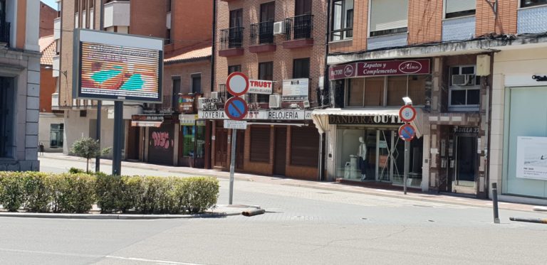 Un varón sufre un infarto en la calle Padilla de Medina del Campo y la Policía Local toma parte en la reanimaci
