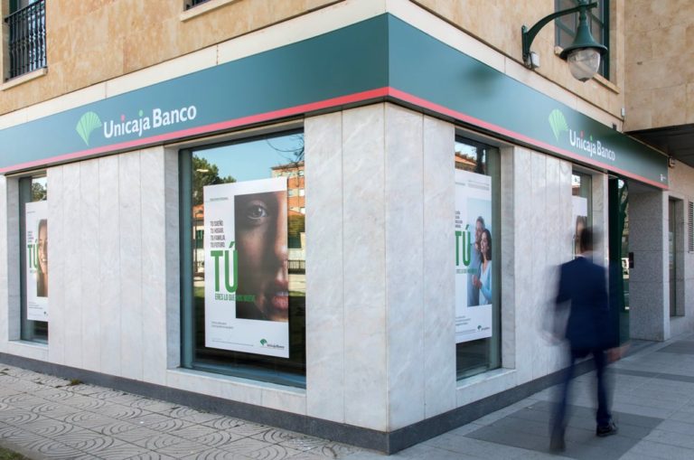 Unicaja Banco apoya a los agricultores y ganaderos con la gesti?n de las ayudas de la PAC, que ampl?an su plazo por el Covid-19, y con pr?stamos preconcedidos por más de 900 millones