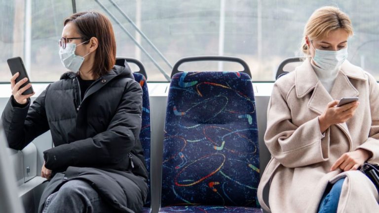 A partir del lunes es obligatorio llevar mascarilla en el transporte público