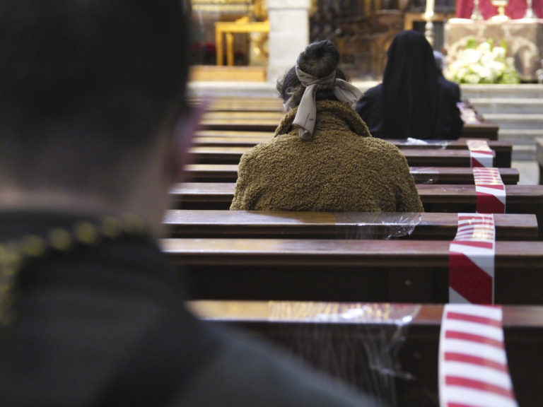 La apertura de los templos al público se prepara para el lunes 18 de mayo