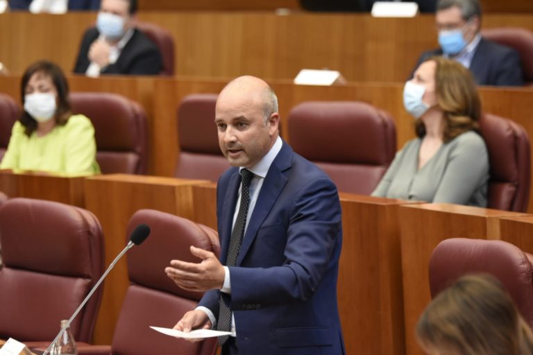Castaño (Cs): ?Aumentar impuestos reduce la capacidad de inversi?n; poniendo en riesgo una salida vigorosa de la crisis?