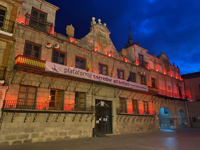 Iluminaci?n en homenaje a los donantes de sangre