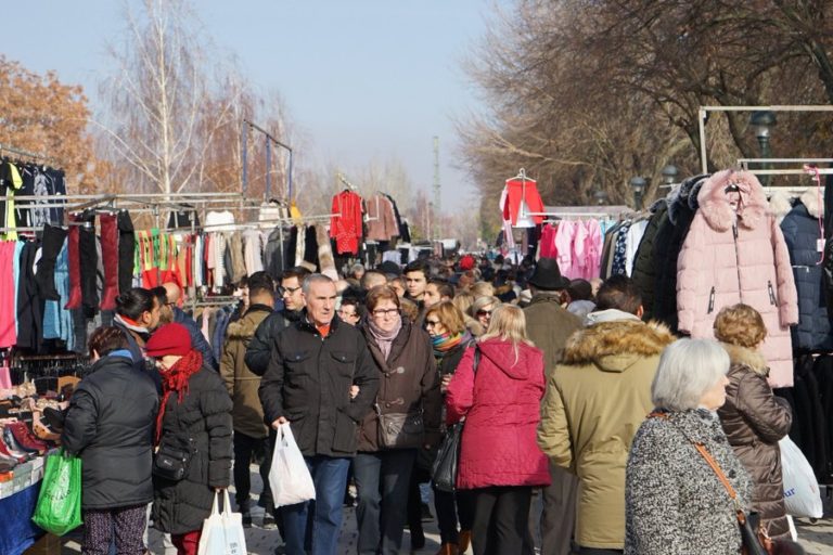 Vuelven los mercadillos a Valladolid marcados por medidas de seguridad