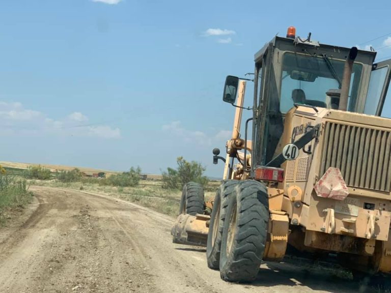 Arreglo y acondicionamiento de calles en Bobadilla