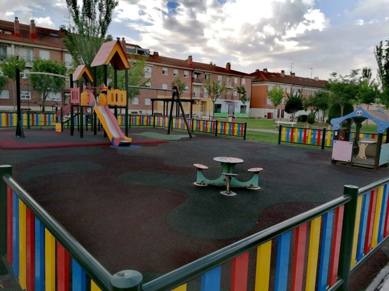 Tordesillas reabre la biblioteca municipal y los parques infantiles
